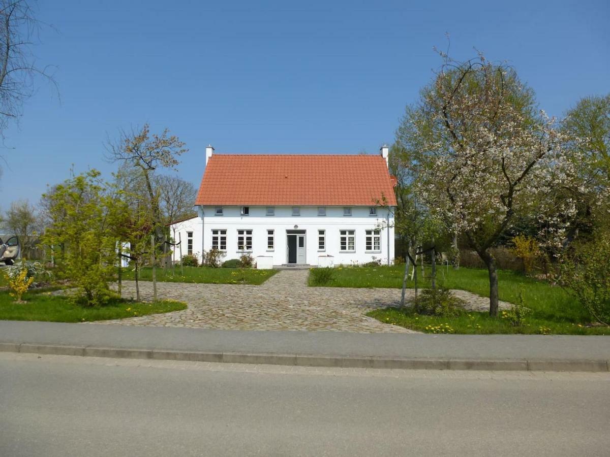 Traumhaftes Luxus-Ferienhaus Warnkenhagen  외부 사진